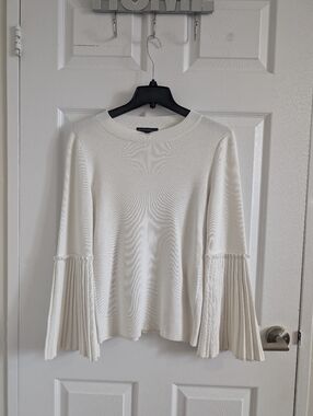 Banana Republic White Ribbed Knit Bell Sleeve Cotton Sweater Boho Chic Office L